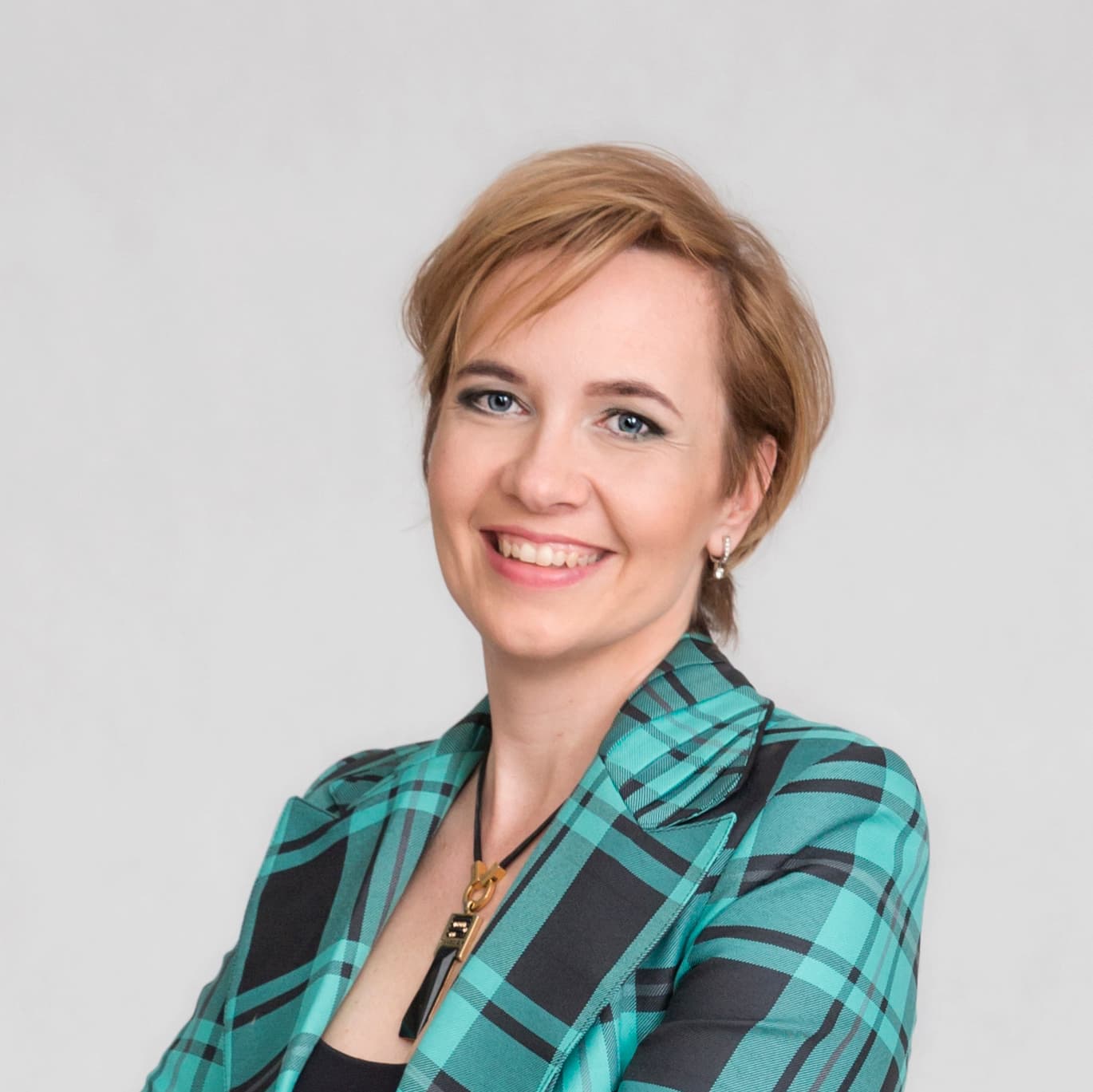 JUDr. Veronika Šoltésová, PhD.